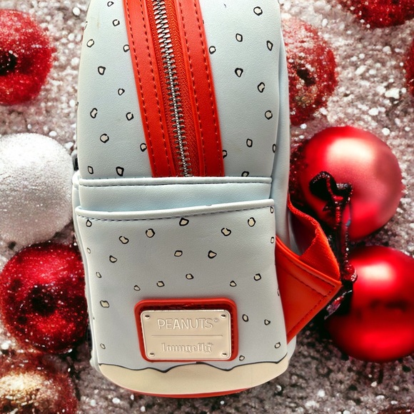 Peanuts Gift Giving Snoopy & Woodstock Mini-Backpack and Peanuts AOP Zip… - Picture 5 of 8